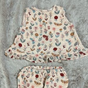 Baby girl Top and Bottom!
